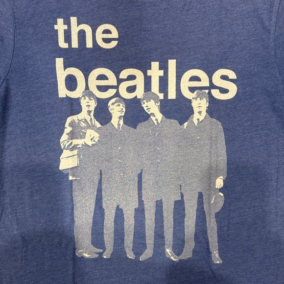 Men’s Blue Tshirt Medium with Beatles 60’s print - Picture 3 of 6